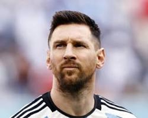 Lionel Messi playing football